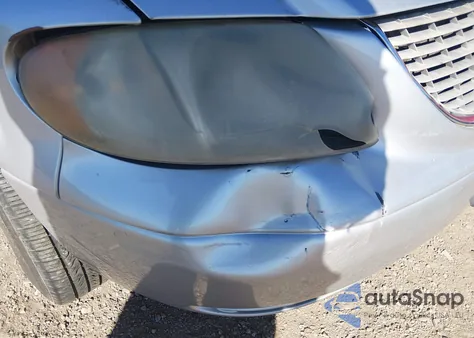 2001 Chrysler Town & Country Ex z USA, uszkodzony, nr VIN 2C4GP74L31R402920